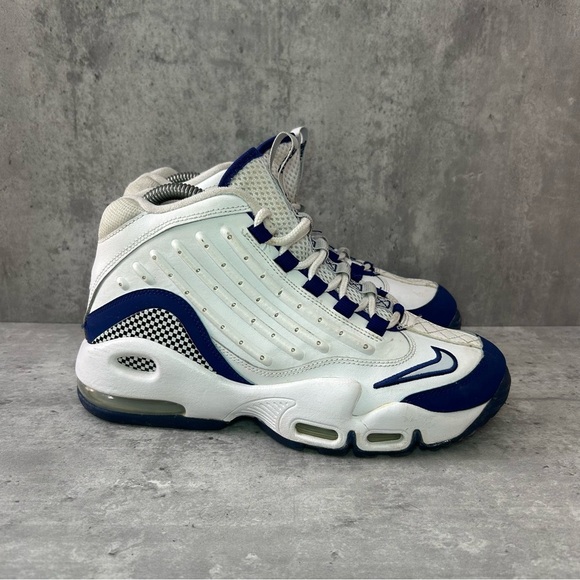 Nike Air Griffey Max 2 Sneakers 443957-401 Womens sz 7 - white/blue - Picture 1 of 6